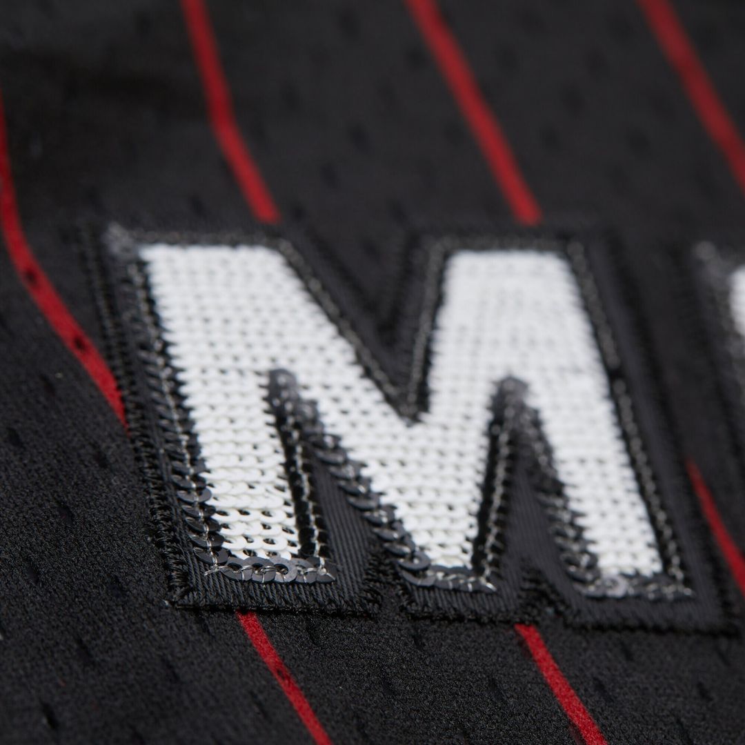 Miami Heat Dwyane Wade Mitchell & Ness x DANNIJO Women's Fashion Cropped Basketball Jersey - Black Team Jersey Sports Fan Apparel
