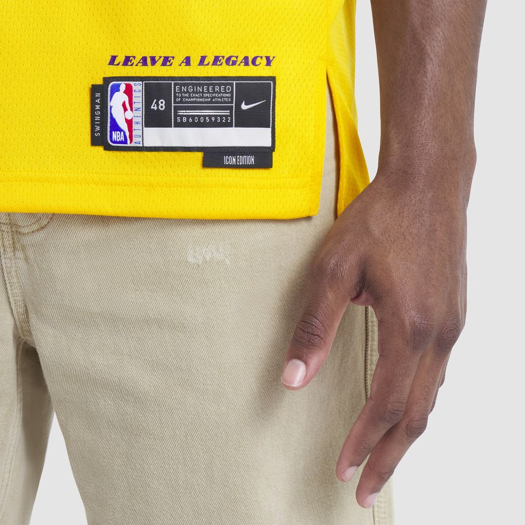 Los Angeles Lakers Luka Dončić Nike Unisex Swingman Jersey - Icon Edition - Gold Team Jersey Sports Fan Apparel