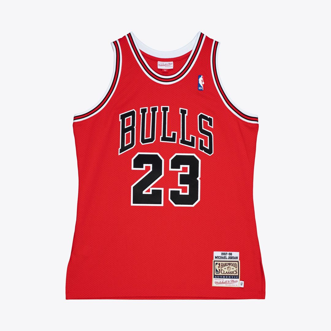 Chicago Bulls Michael Jordan Mitchell & Ness 1997 - 98 Authentic Jersey - Red Team Jersey Sports Fan Apparel