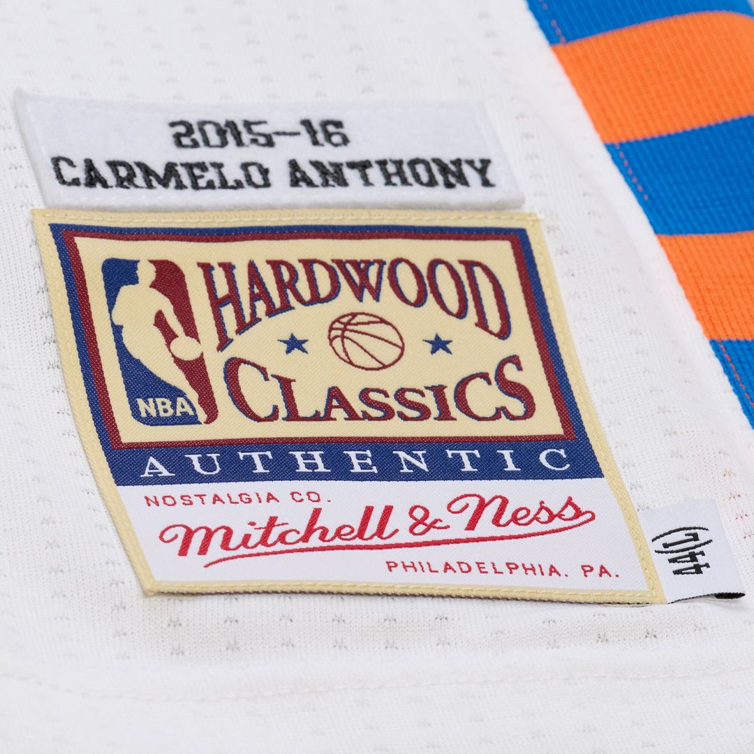New York Knicks Carmelo Anthony Mitchell & Ness 2015 - 16 Hardwood Classics Authentic Jersey - White Team Jersey Sports Fan Apparel