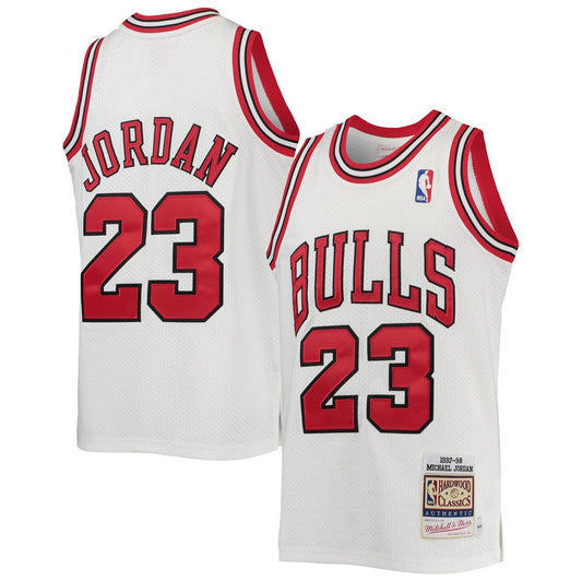 Chicago Bulls Michael Jordan Mitchell & Ness Youth 1997/98 Hardwood Classics Authentic Jersey - White Team Jersey Sports Fan Apparel