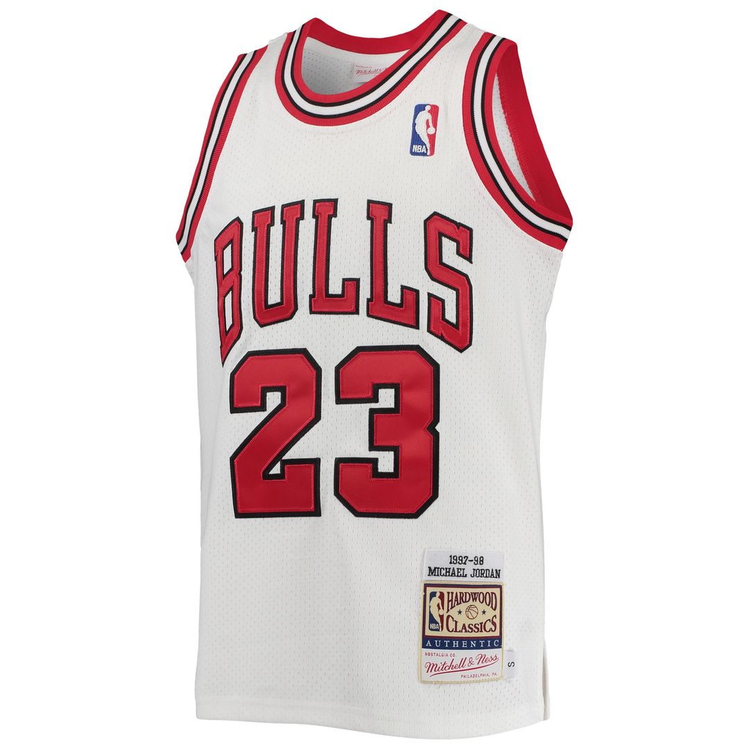 Chicago Bulls Michael Jordan Mitchell & Ness Youth 1997/98 Hardwood Classics Authentic Jersey - White Team Jersey Sports Fan Apparel