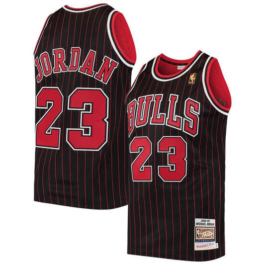 Chicago Bulls Michael Jordan Mitchell & Ness 1996/97 Hardwood Classics Authentic Jersey - Black Team Jersey Sports Fan Apparel