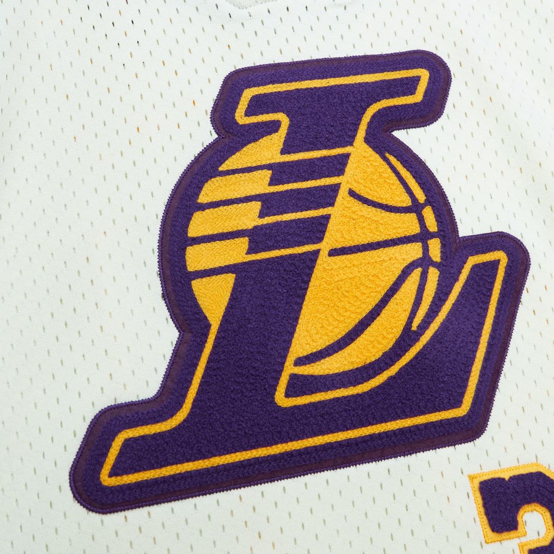 Los Angeles Lakers Shaquille O'Neal Mitchell & Ness Chainstitch Swingman Jersey - Cream Team Jersey Sports Fan Apparel
