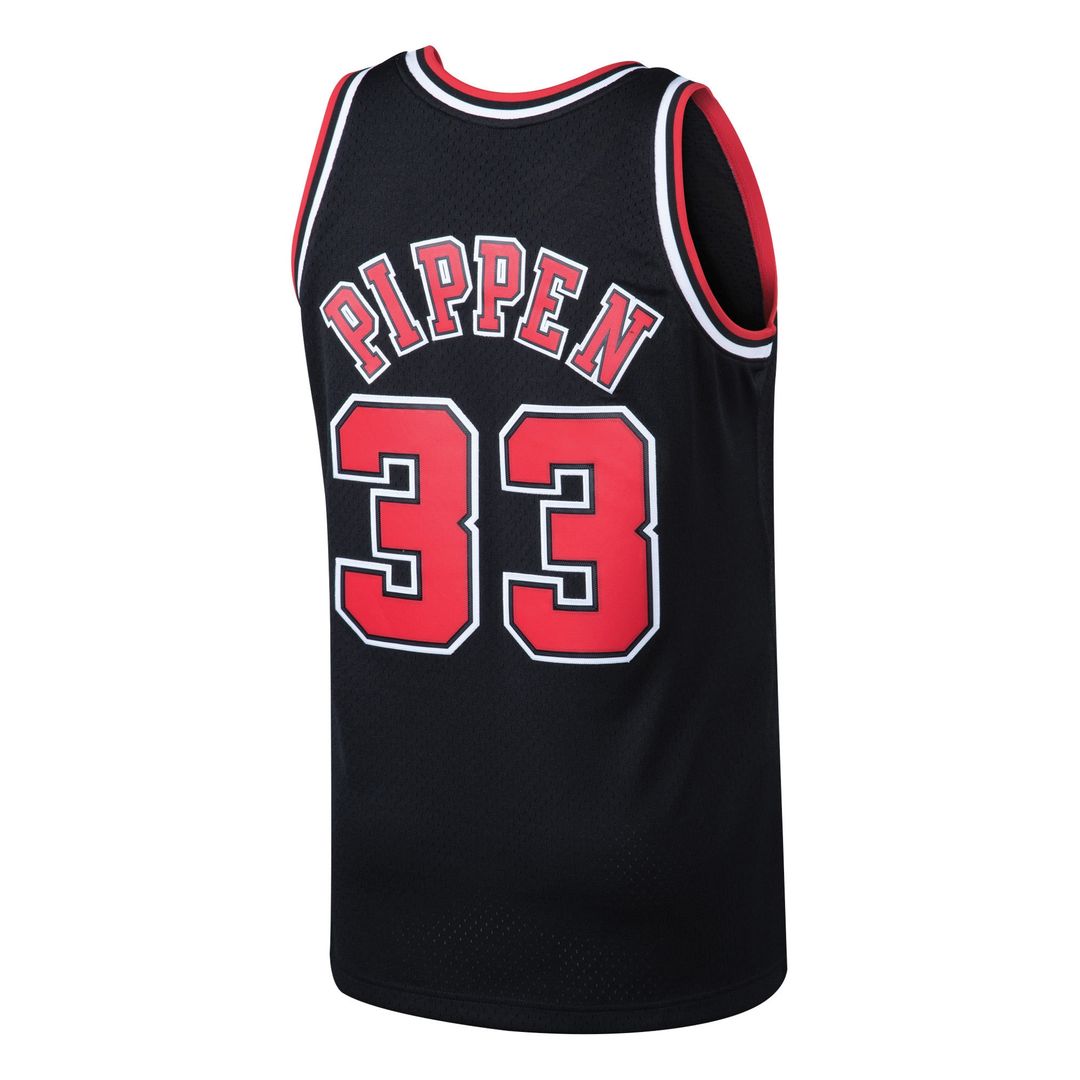Chicago Bulls Scottie Pippen Mitchell & Ness 1997/98 Hardwood Classics Swingman Jersey - Black Team Jersey Sports Fan Apparel