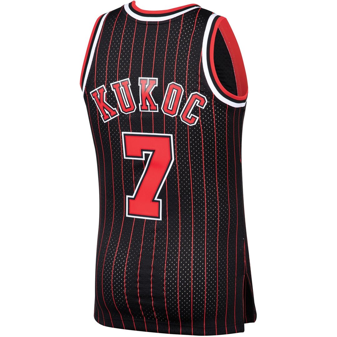 Chicago Bulls Toni Kukoc Mitchell & Ness 1995/96 Hardwood Classics Swingman Jersey - Black Team Jersey Sports Fan Apparel