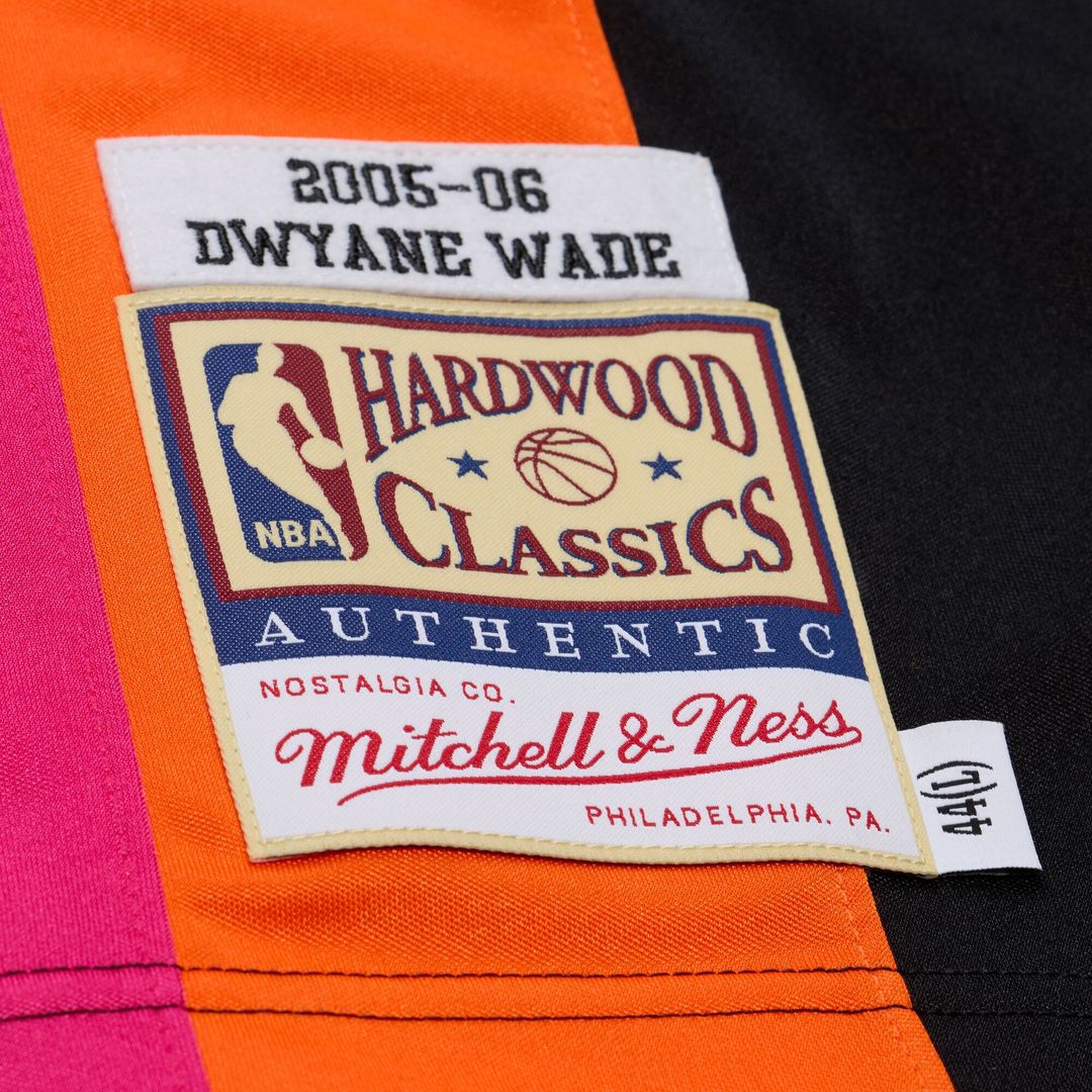 Miami Heat Dwyane Wade Mitchell & Ness 2005 - 06 Hardwood Classics Authentic Jersey - Black Team Jersey Sports Fan Apparel