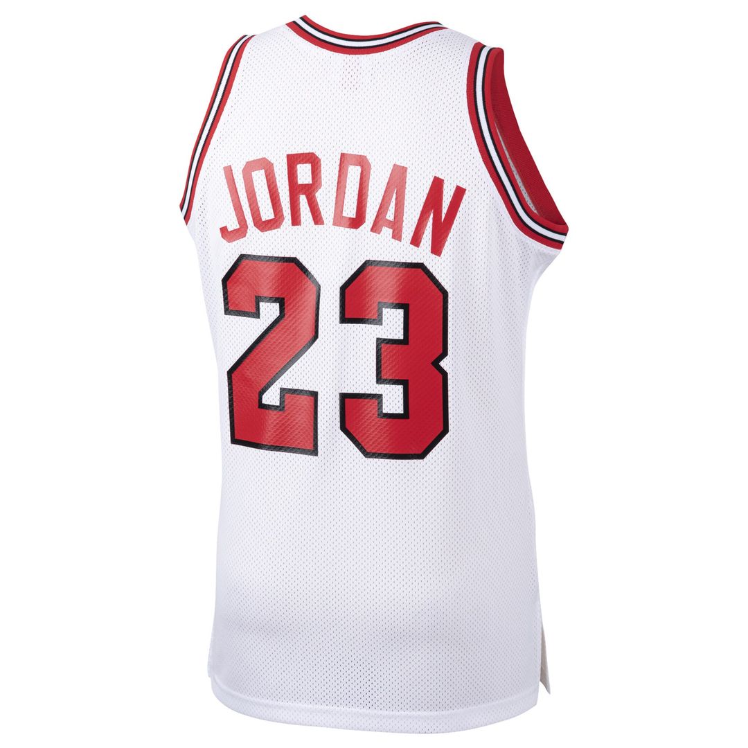 Chicago Bulls Michael Jordan Mitchell & Ness 1984/85 Hardwood Classics Rookie Authentic Jersey - Red Team Jersey Sports Fan Apparel