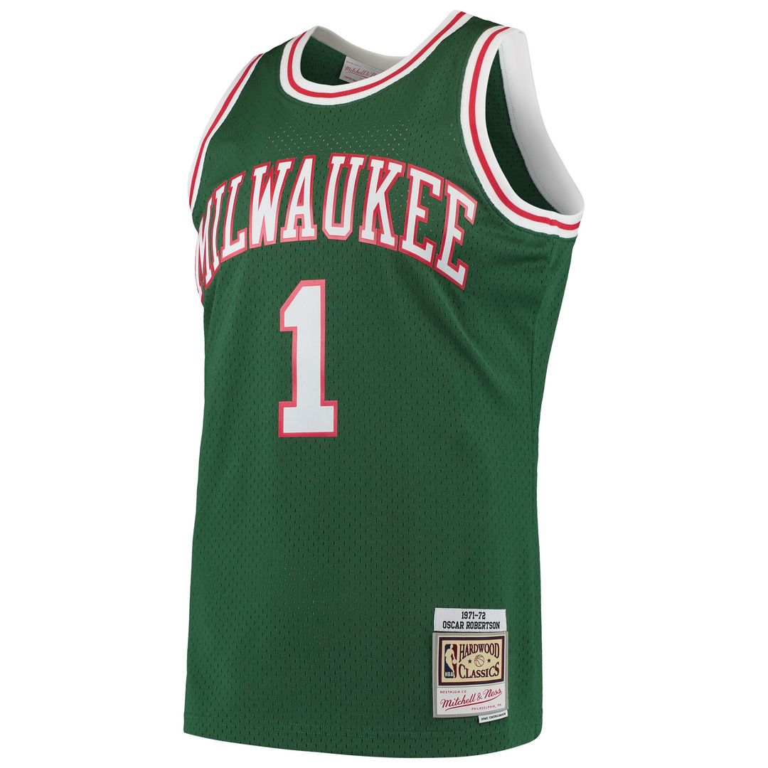 Milwaukee Bucks Oscar Robertson Mitchell & Ness 1971/72 Hardwood Classics Swingman Jersey - Green Team Jersey Sports Fan Apparel