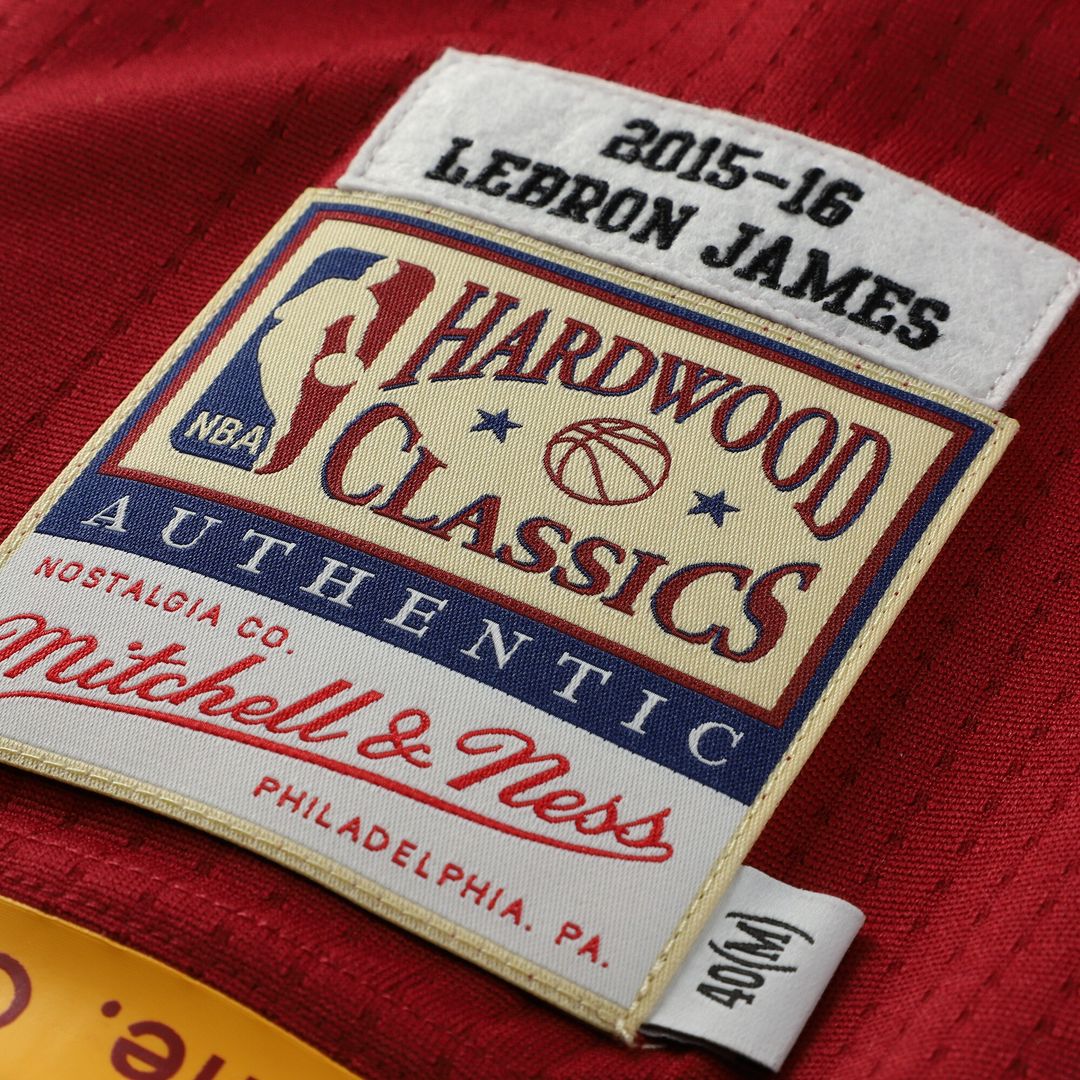 Cleveland Cavaliers LeBron James Mitchell & Ness Hardwood Classics 2015/16 Authentic Jersey - Wine Team Jersey Sports Fan Apparel