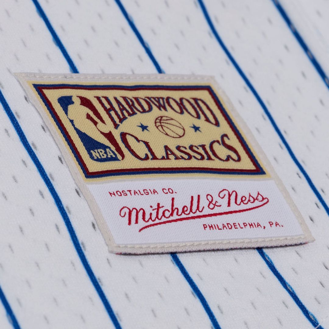 Detroit Pistons Mitchell & Ness Head Coach Pinstripe Mesh Full - Button Baseball Jersey - White Team Jersey Sports Fan Apparel