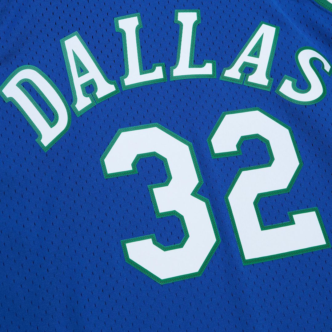 Dallas Mavericks Jamal Mashburn Mitchell & Ness 1993/94 Hardwood Classics Swingman Jersey - Blue Team Jersey Sports Fan Apparel